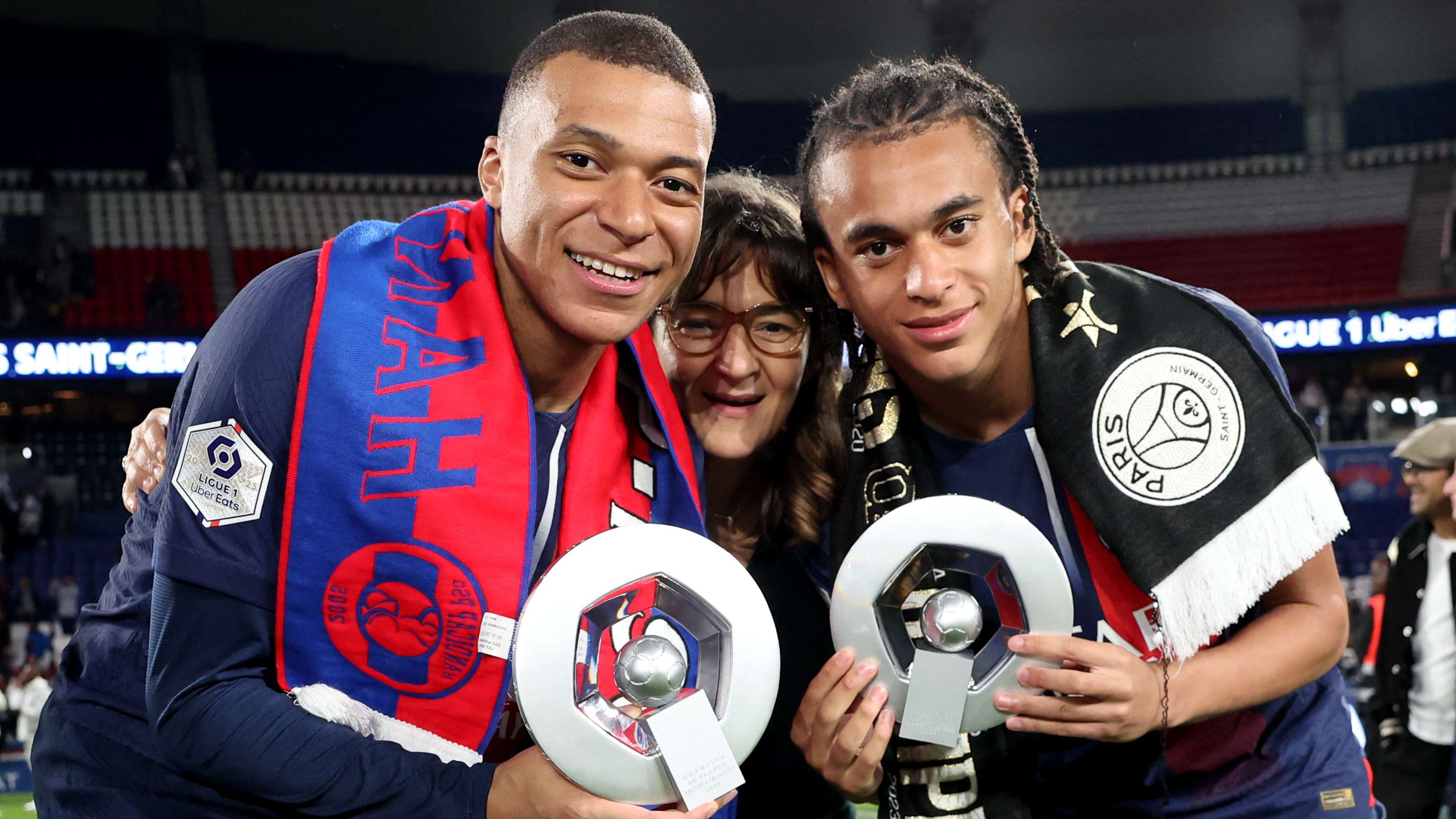 更多的内幕 更多的内幕